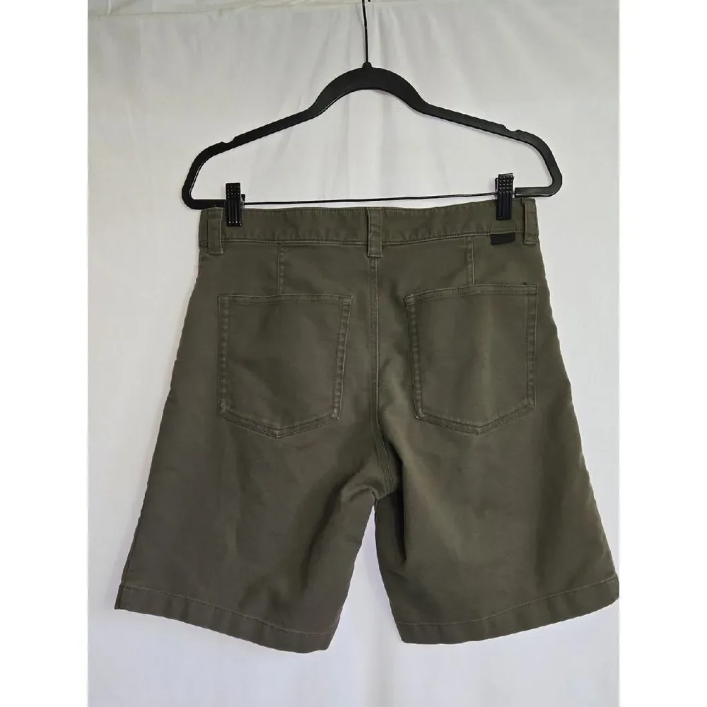 The North Face Olive Green Flat-Front Men's Shorts